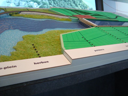 2 niveaux pour diff&eacute;rencier la zone terrestre de la zone maritime